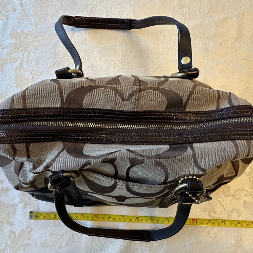 Coach shoulder bag - Picture 4 of 8